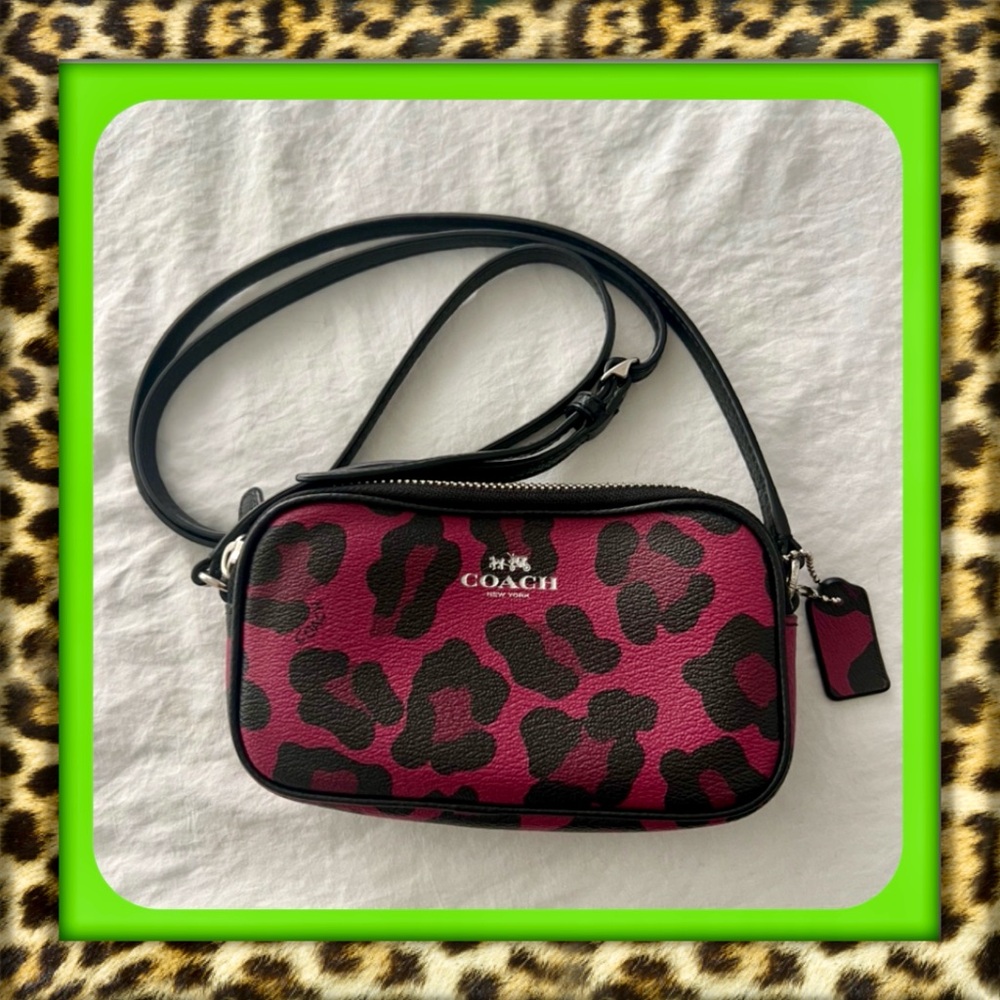 👑✅PRICE FIRM✅Coach Leopard Pink and Black Mini Crossbody Bag